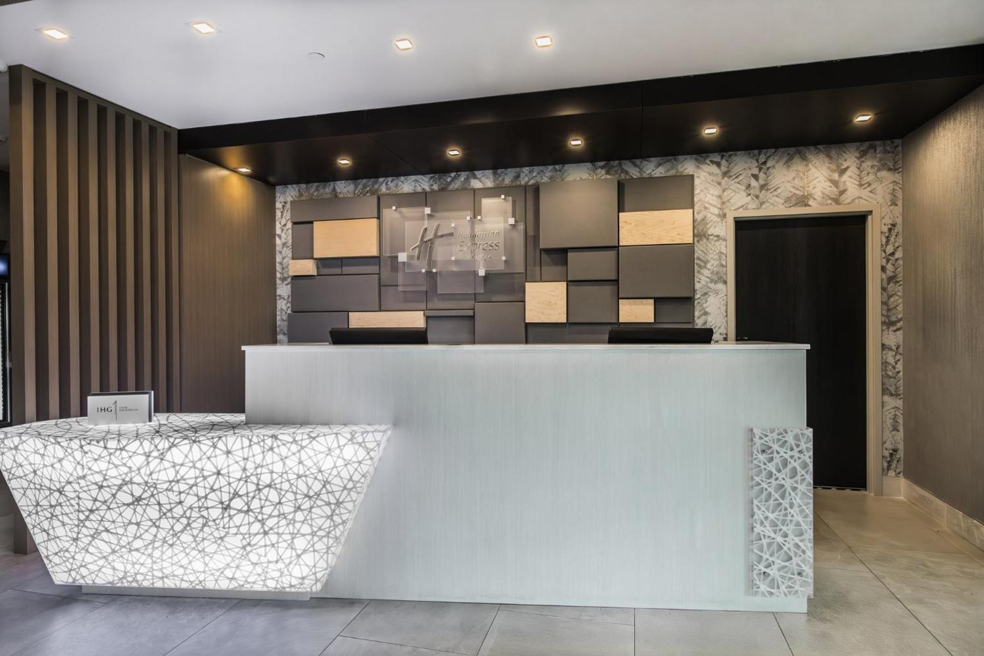 Holiday Inn Express & Suites - Toronto Airport South By Ihg Eksteriør bilde