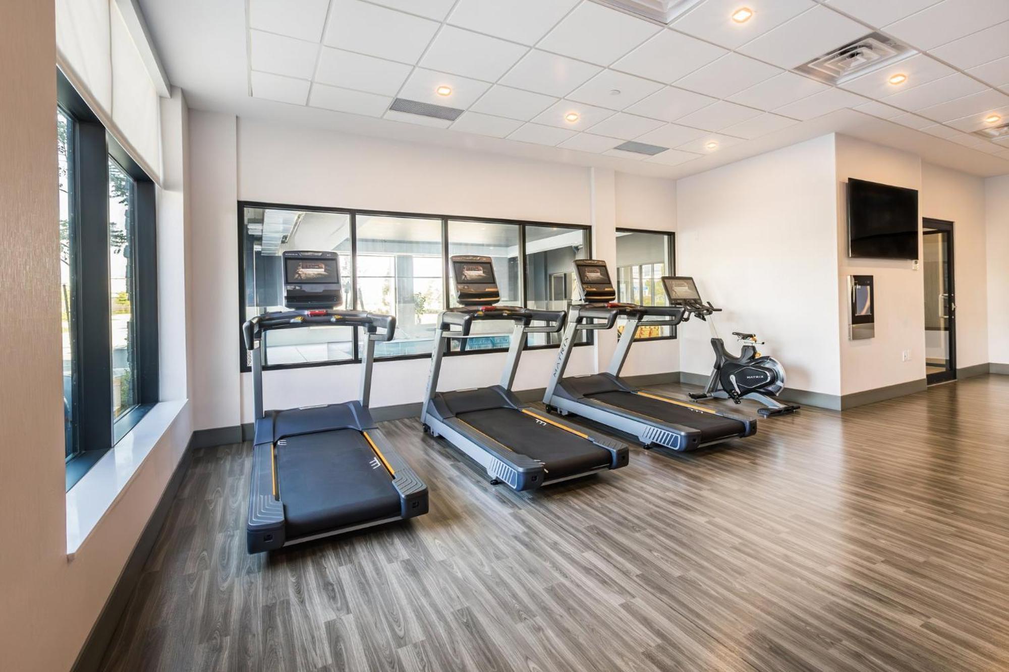 Holiday Inn Express & Suites - Toronto Airport South By Ihg Eksteriør bilde