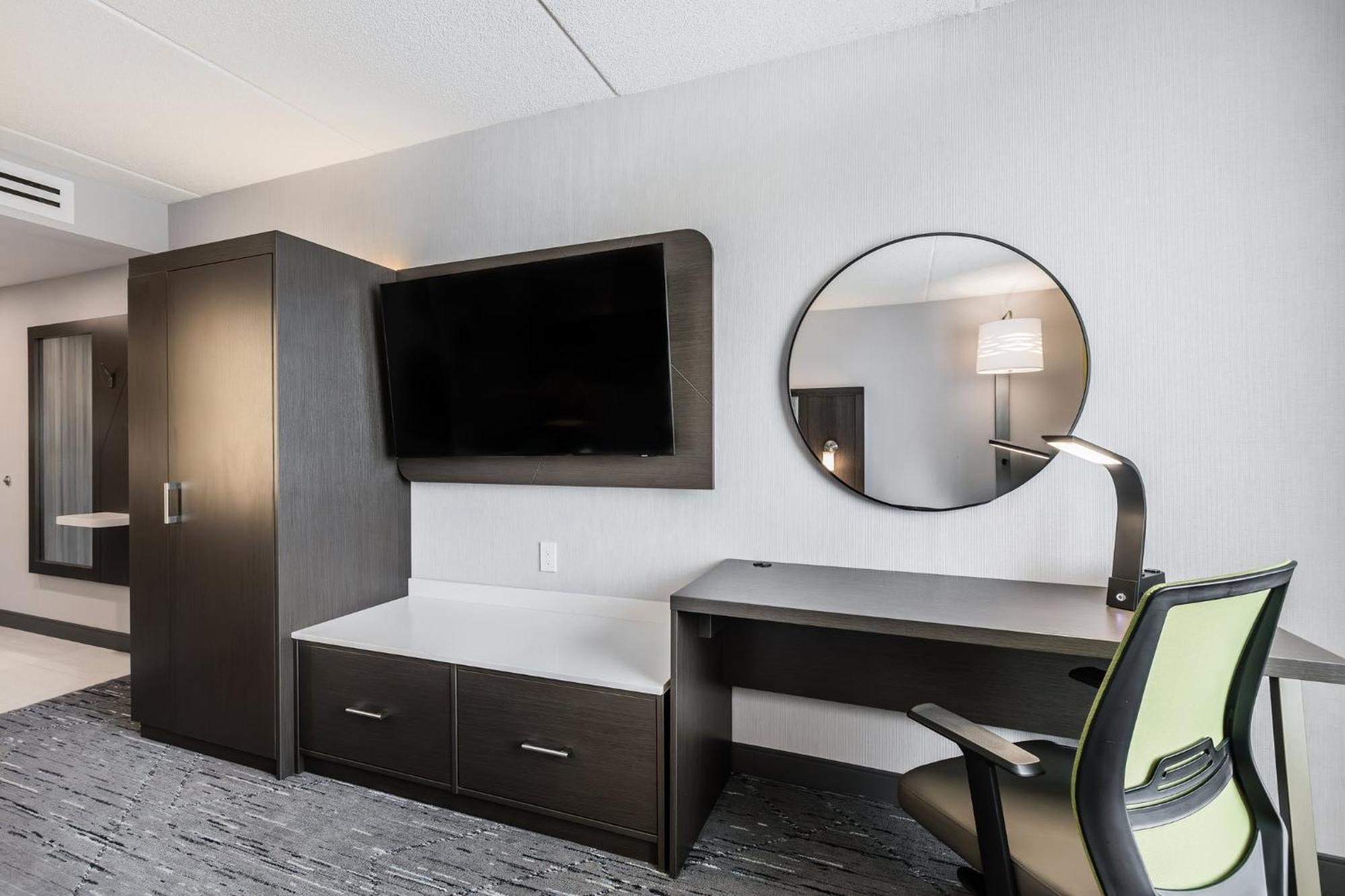 Holiday Inn Express & Suites - Toronto Airport South By Ihg Eksteriør bilde