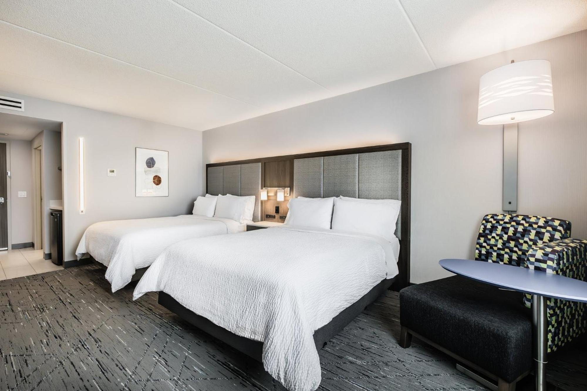Holiday Inn Express & Suites - Toronto Airport South By Ihg Eksteriør bilde