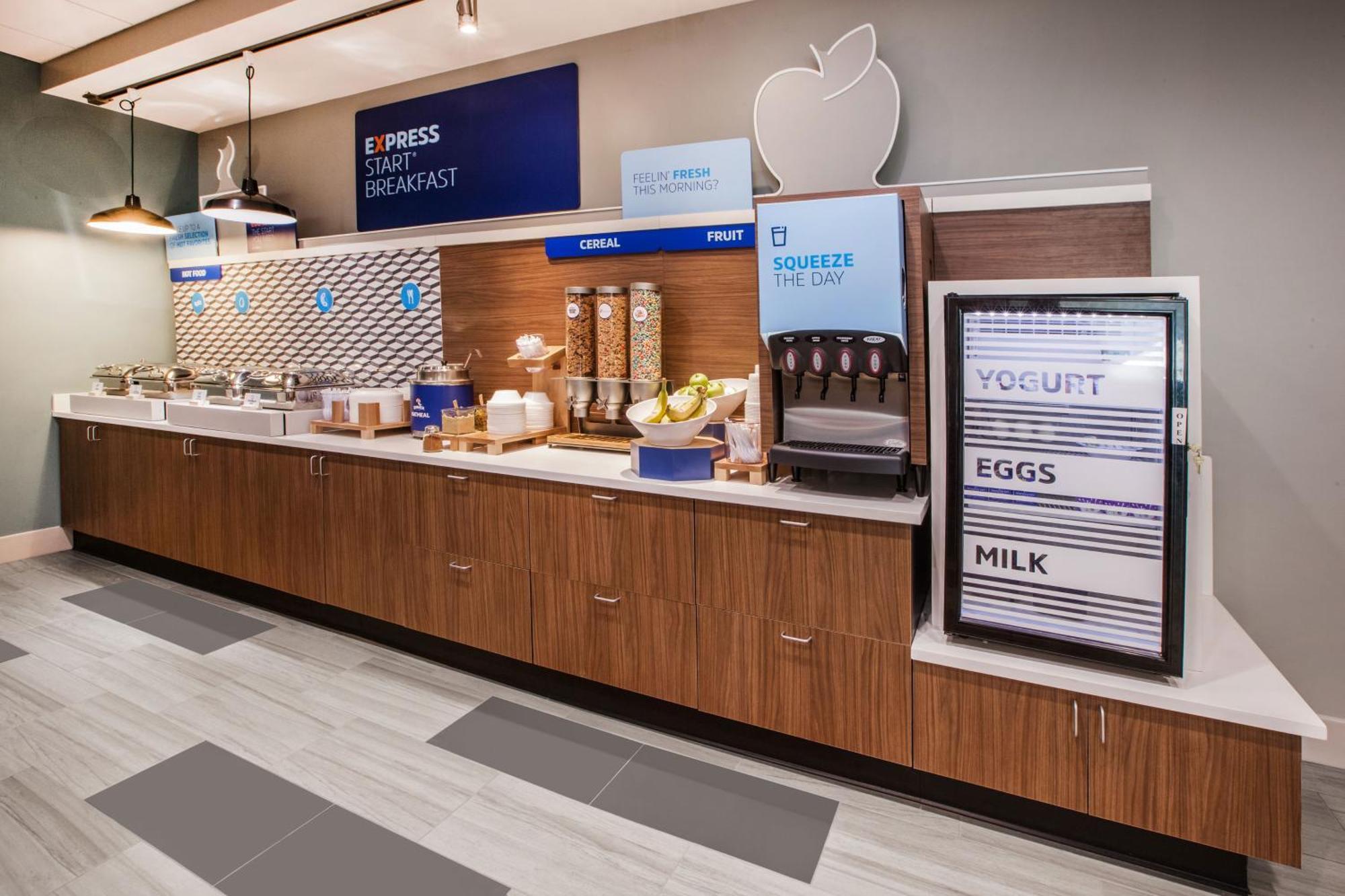 Holiday Inn Express & Suites - Toronto Airport South By Ihg Eksteriør bilde